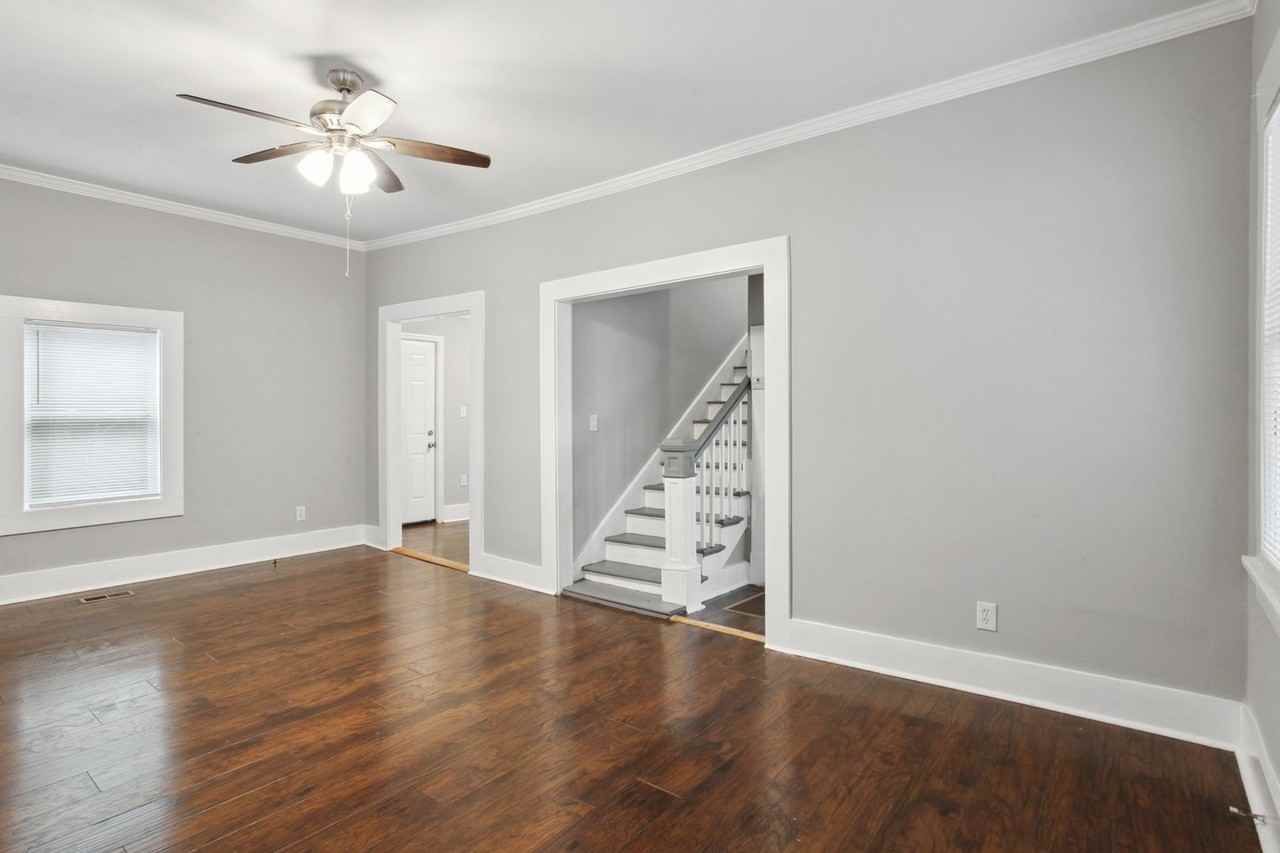 645 East 37th Street - Photo 4 of 19