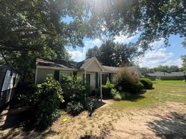 featured image of 4815 Clara Kee Ct