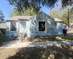 608 W Lake St - Photo 1 of 1