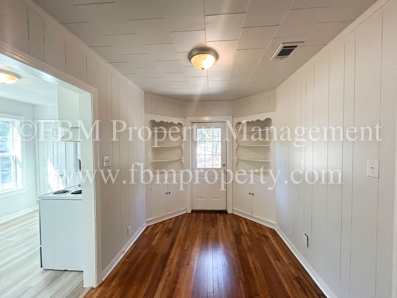 608 West Lake Street - Photo 7 of 22