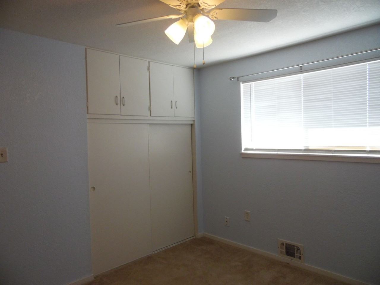 9803A Oscoda Street - Photo 6 of 13