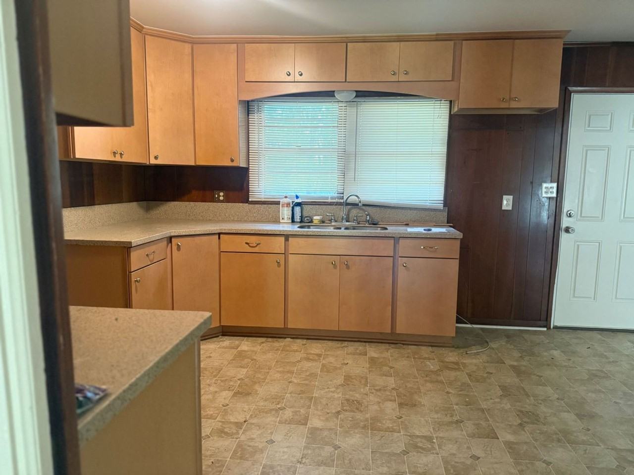 102 Ridge Dr - Photo 6 of 12