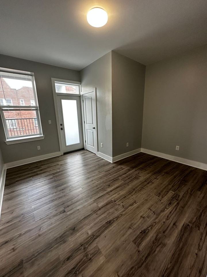 4632 Centre - Photo 6 of 33