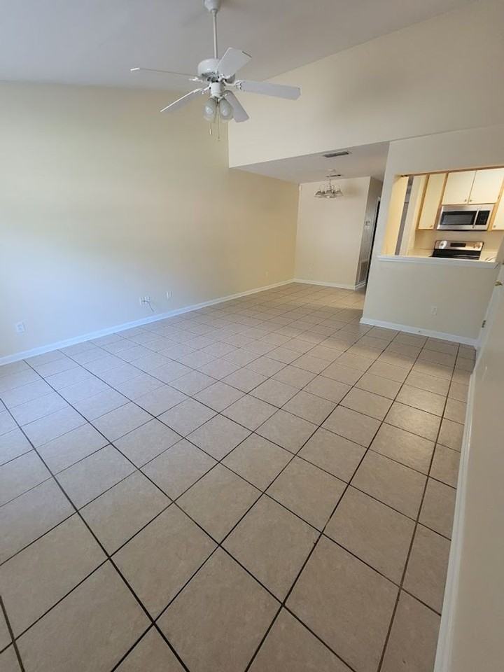 1350 Castelnau Court #C - Photo 2 of 34