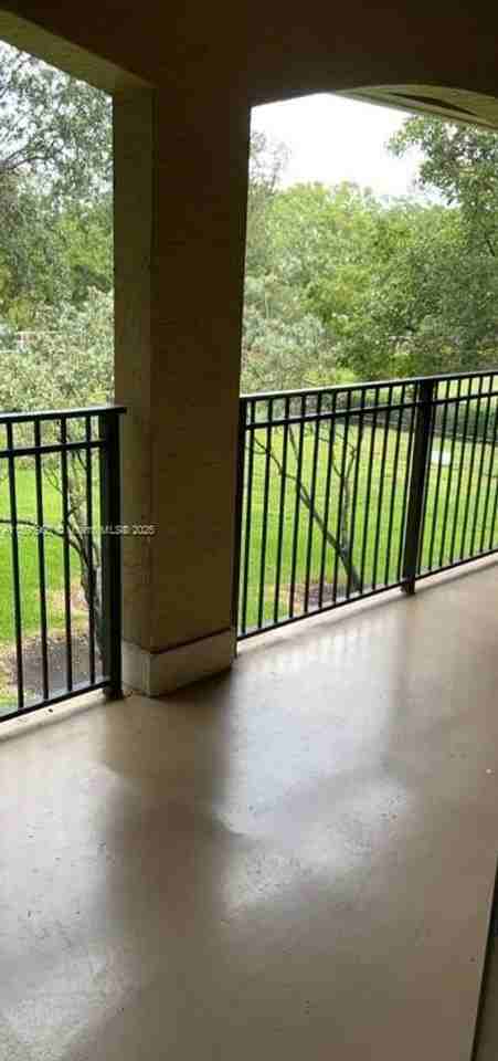 230 Sw 117th Ter - Photo 6 of 10