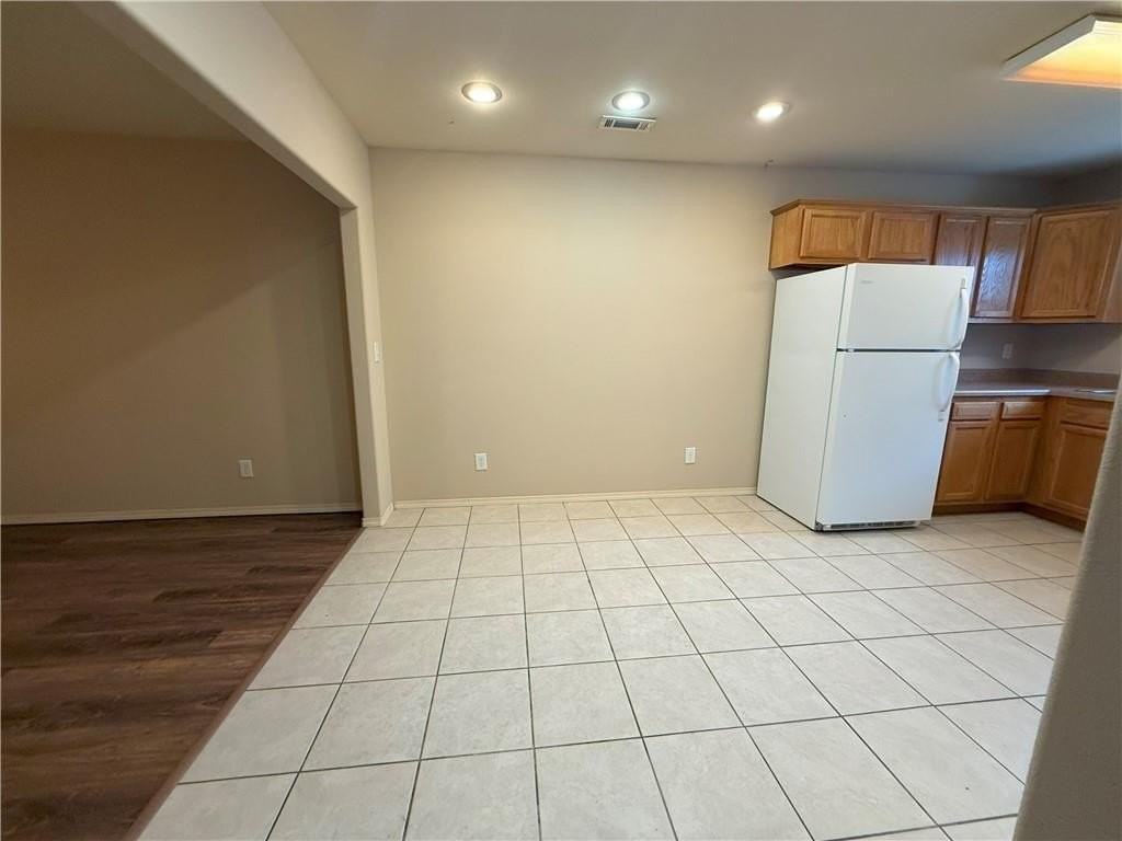 4106 Southwest Shadowrock Place #2 - Photo 6 of 13