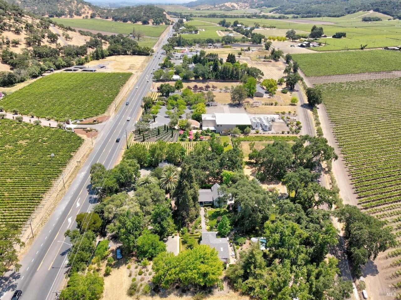 7491 Saint Helena Hwy - Photo 4 of 50