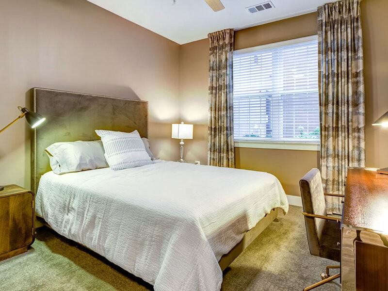 500 Station Blvd - Photo 7 of 31