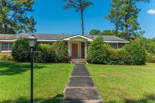 73 Oaklawn Sq - Photo 1 of 1