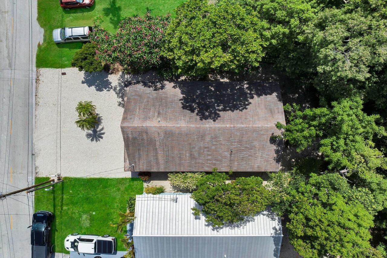 320 Sound Dr - Photo 7 of 48