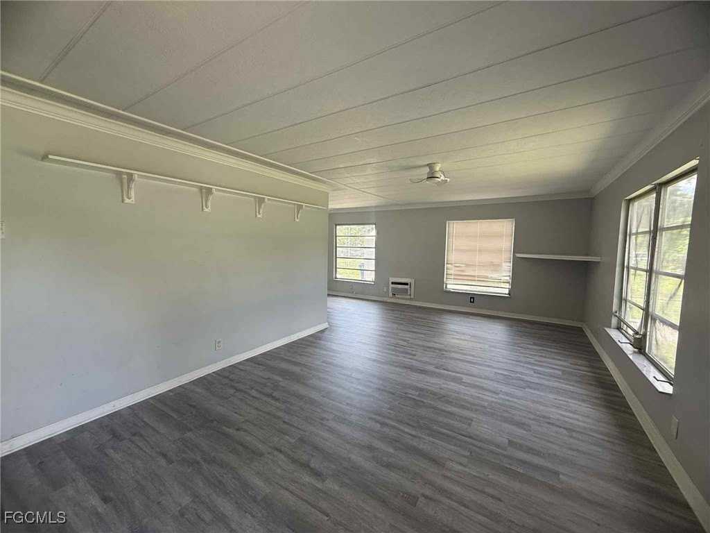 8281 Sevigny Dr - Photo 2 of 13