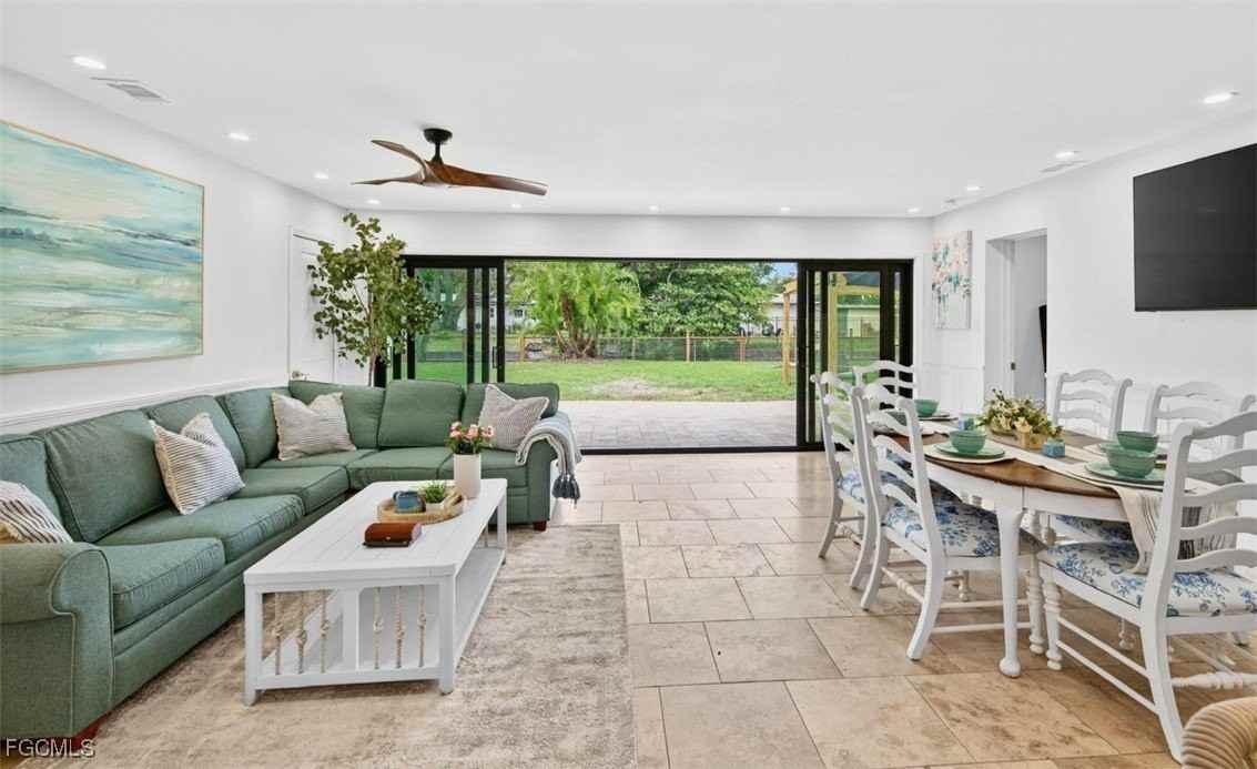 1247 Carlene Ave - Photo 4 of 21