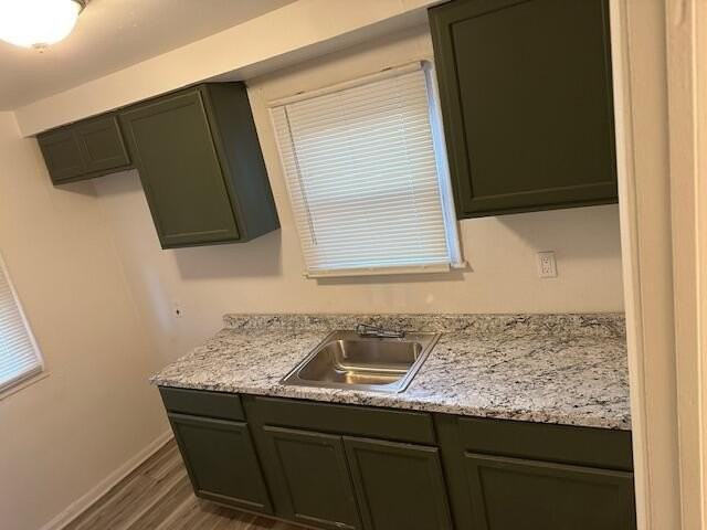 19222 Riopelle St - Photo 3 of 14