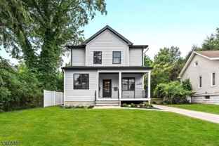 165 Jefferson Ave #2 - Photo 1 of 1