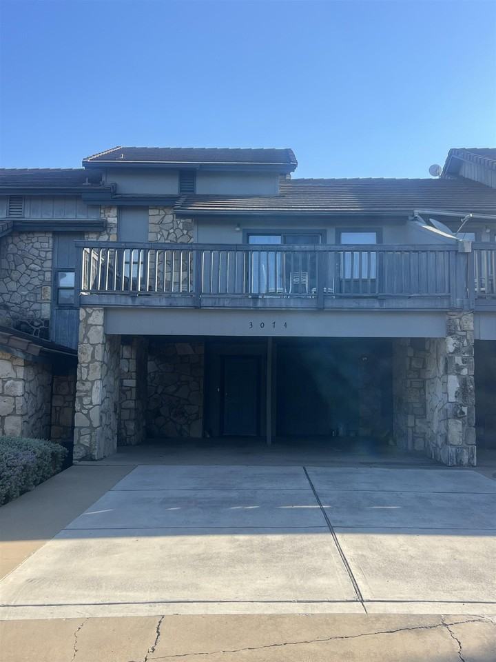 Crestview Dr #4 - Photo 2 of 26