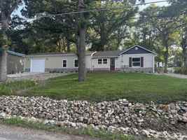 featured image of 16423 255th Ave