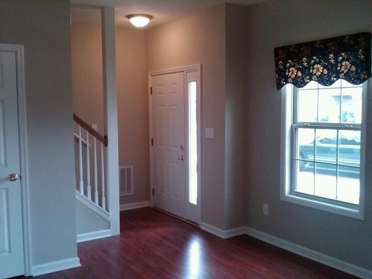 732 Statesman Way - Photo 7 of 37