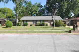2737 S Wallace Dr - Photo 1 of 1