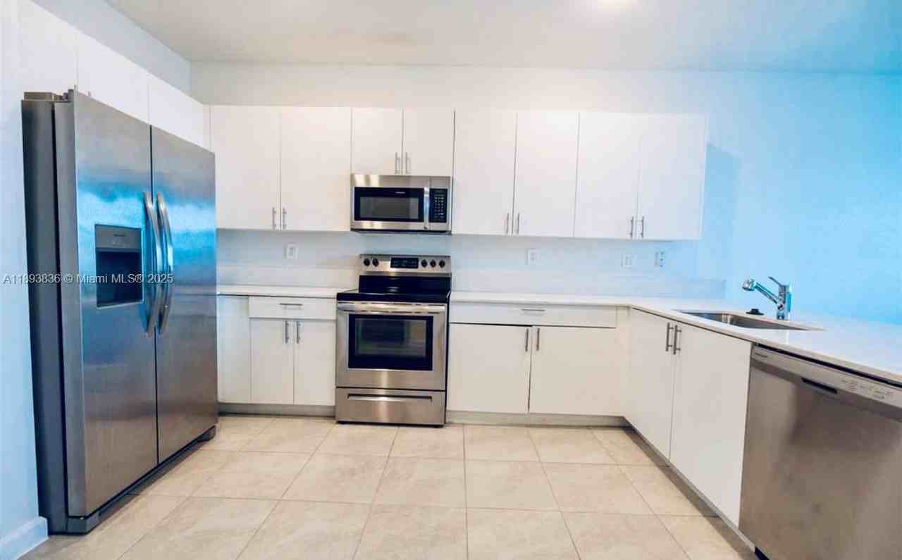 24587 Sw 119th Pl #24587 - Photo 7 of 8