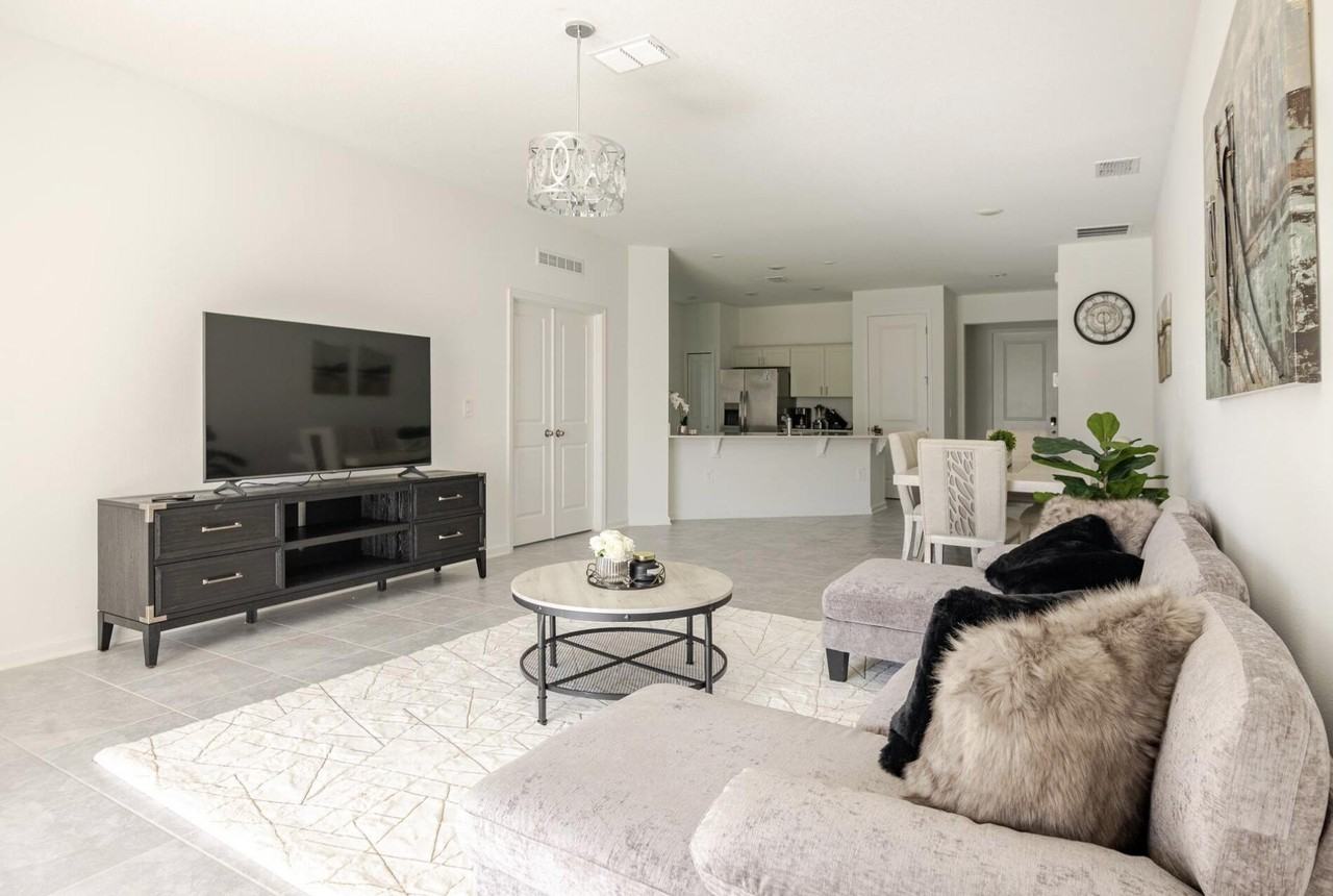 Foreman Rd - Photo 2 of 15