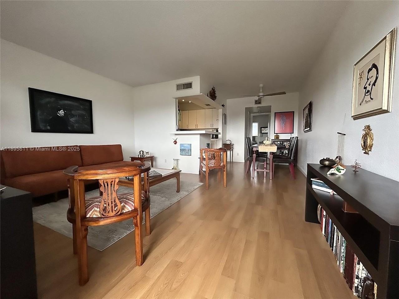 1400 Ne 54th St #306