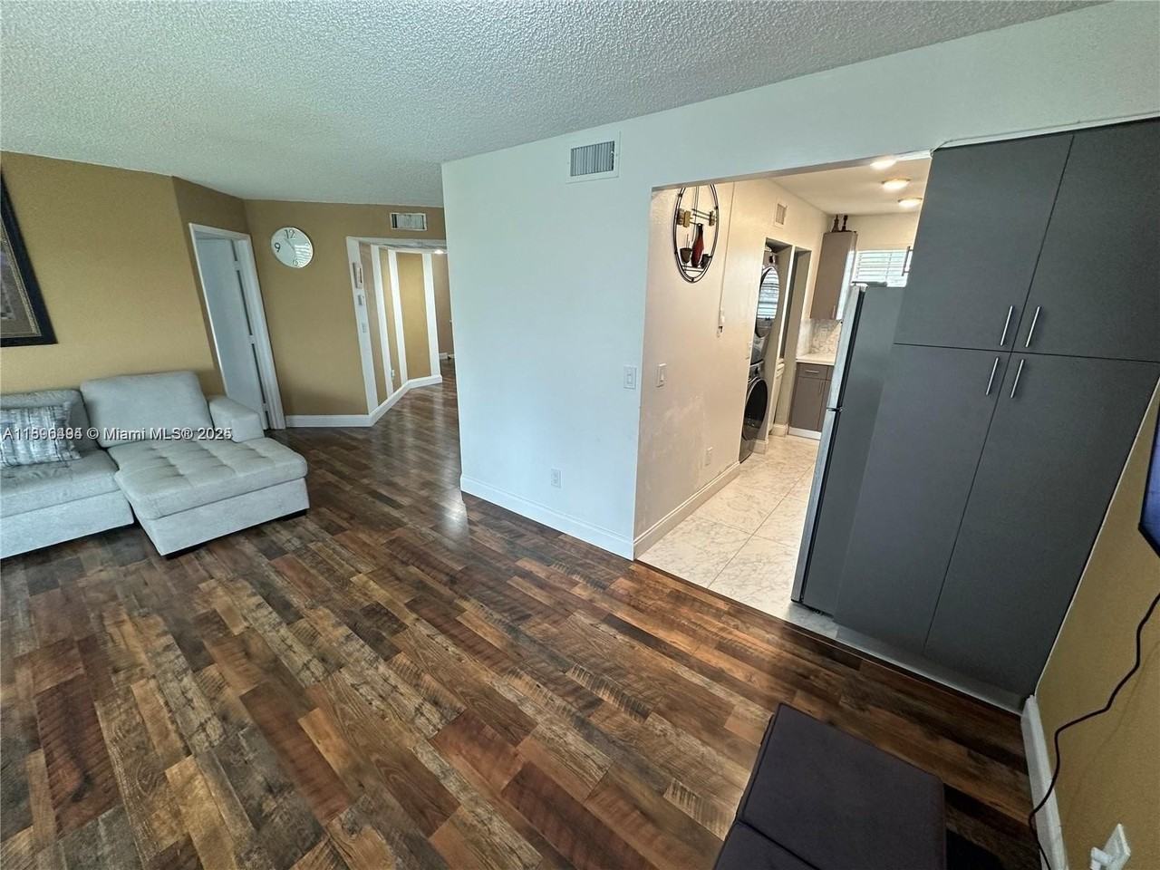 2278 Se 27th Dr #201G - Photo 6 of 21