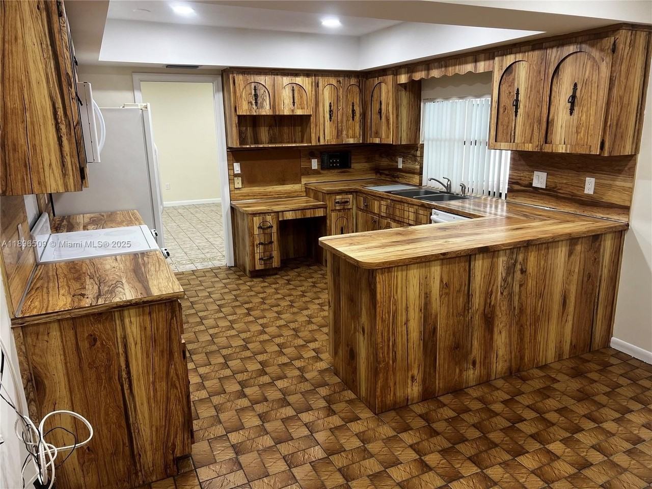 7751 Sw 131st St - Photo 4 of 23