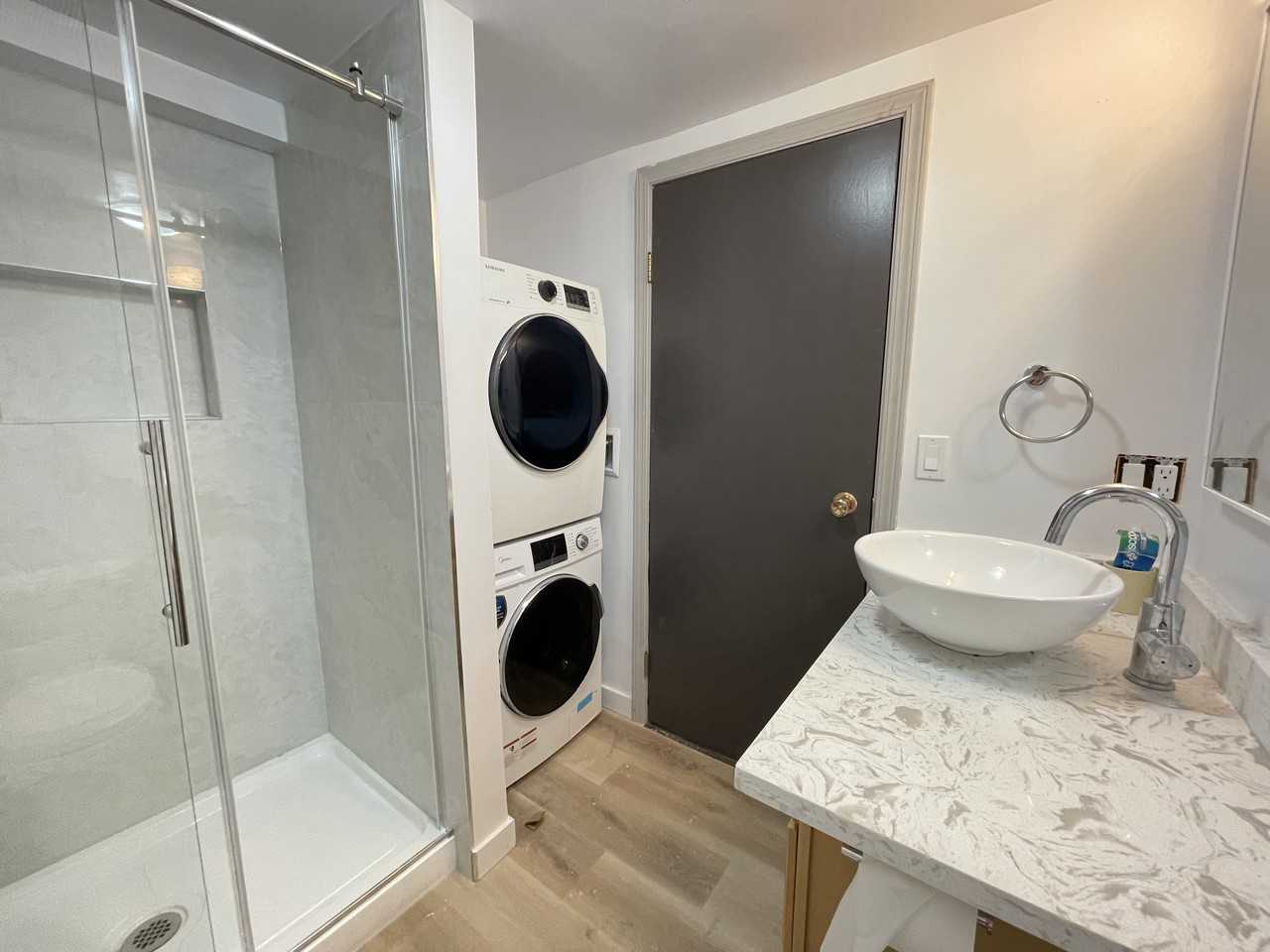 112 Maquinna Crescent - Photo 6 of 17