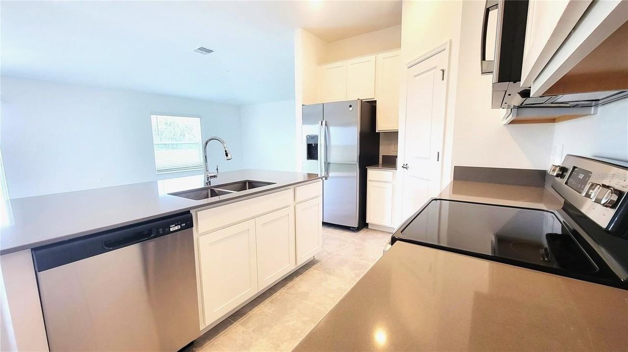 772 Daring Dr - Photo 7 of 19