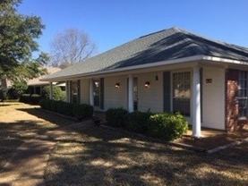 300 Mockingbird Ln - Photo 1 of 1