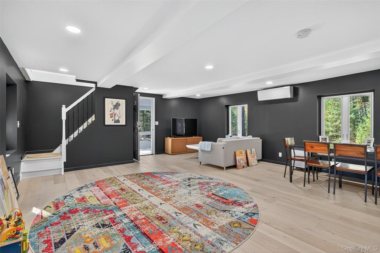 24 Old Westbrookville Rd - Photo 6 of 41