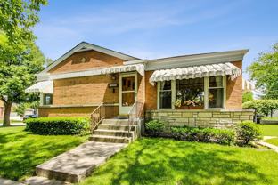 8351 N Oleander Ave - Photo 1 of 1