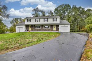 featured image of 14 Clare Ln