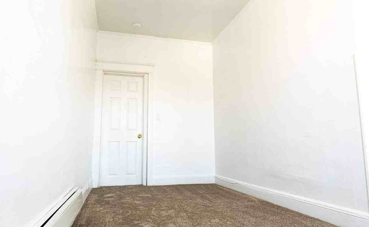 14 Horton Ave #3rdFL - Photo 5 of 9