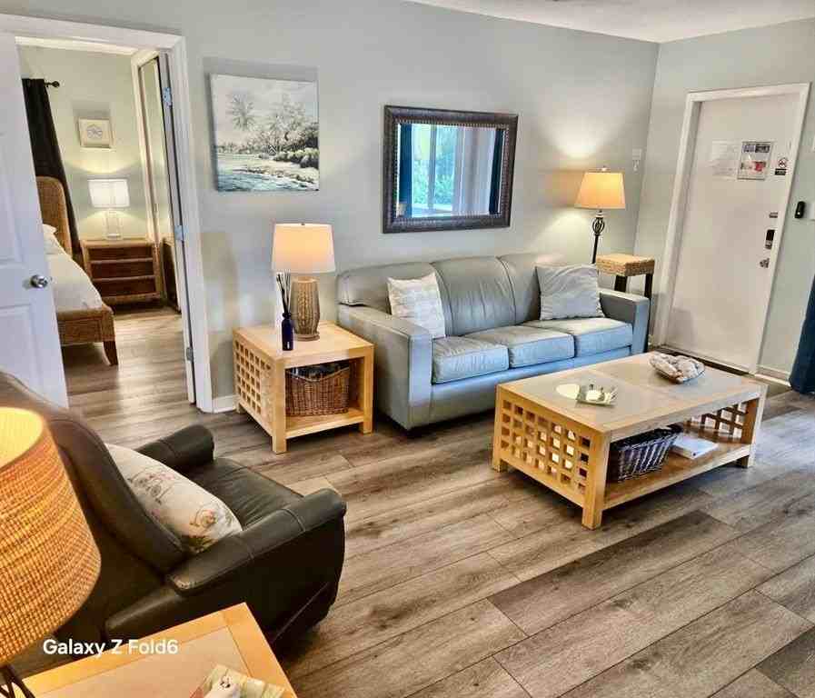 3225 Ne 16th St #9A - Photo 2 of 32