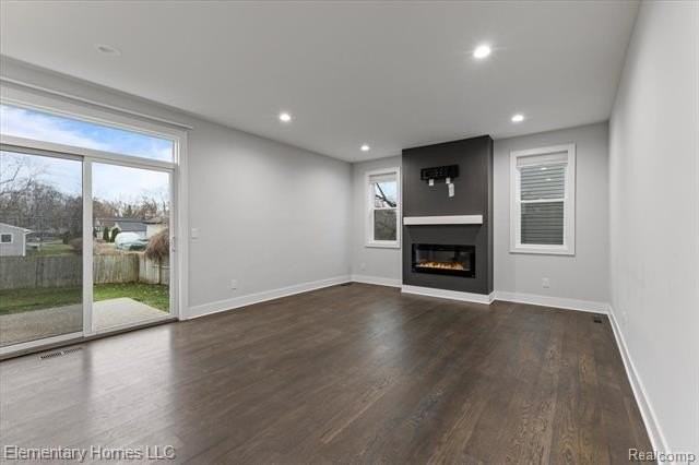 4003 Elmhurst Rd - Photo 4 of 28