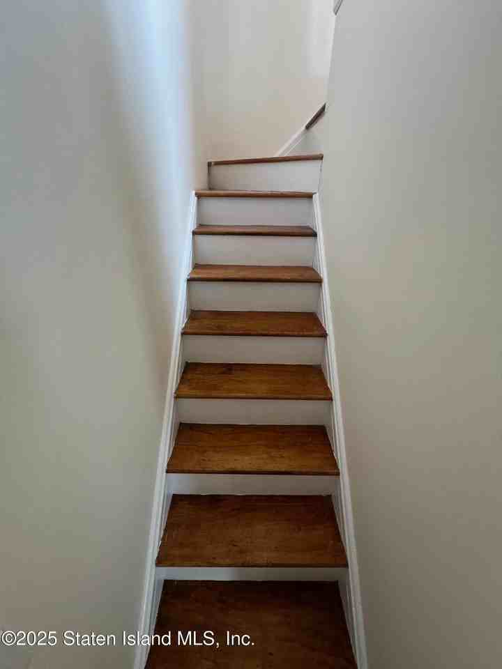 156 Morningstar Rd - Photo 3 of 8