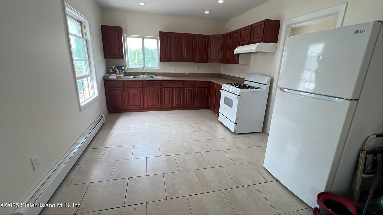 156 Morningstar Rd - Photo 5 of 8