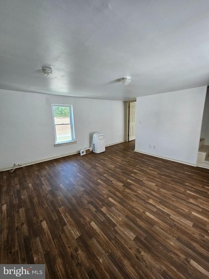 29 N New St Unit B #B - Photo 5 of 9