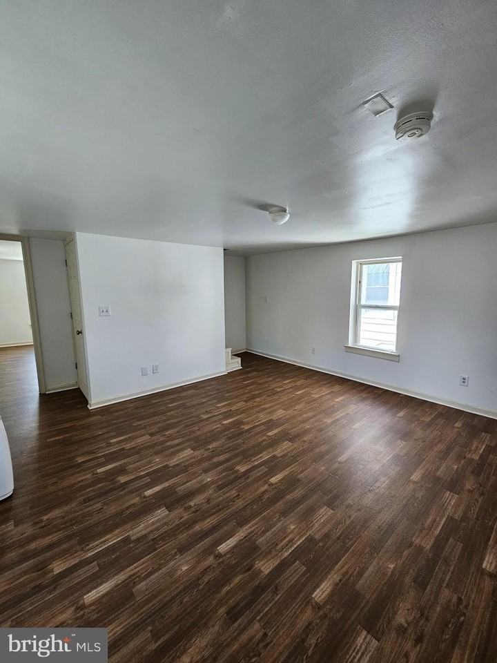 29 N New St Unit B #B - Photo 6 of 9