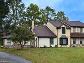 39 S Turnberry Dr - Photo 1 of 1