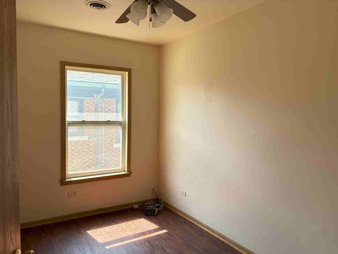 27 N Hickory St Apt 2b - Photo 6 of 10