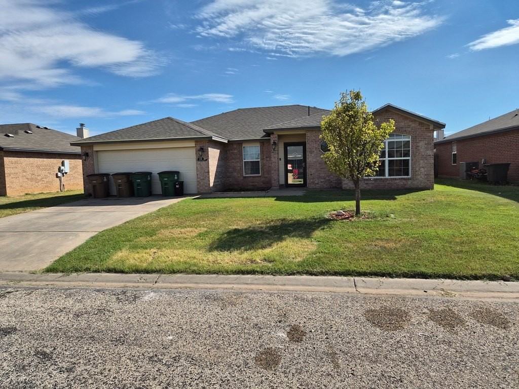 1226 Wallace Ln - Photo 2 of 16