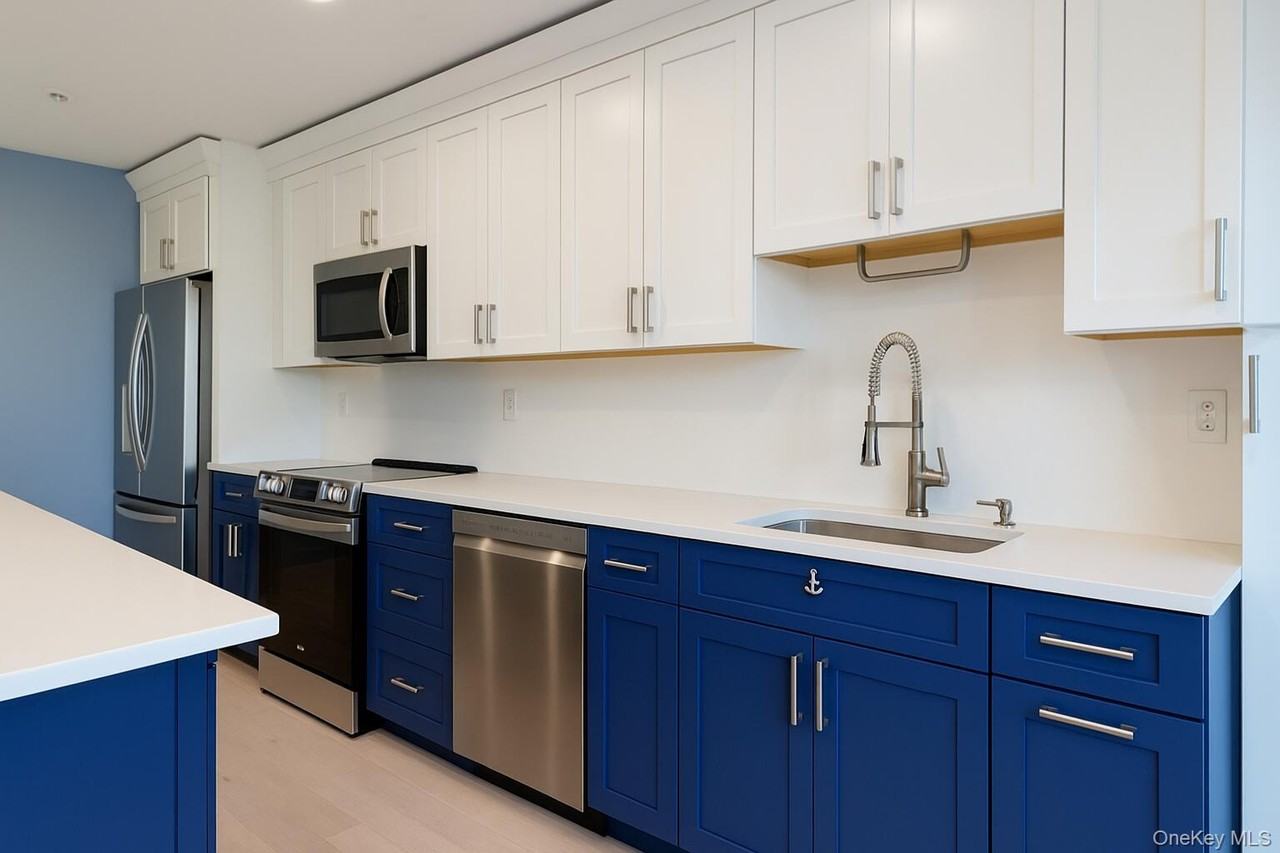 243A Sportsmans Ave - Photo 2 of 20