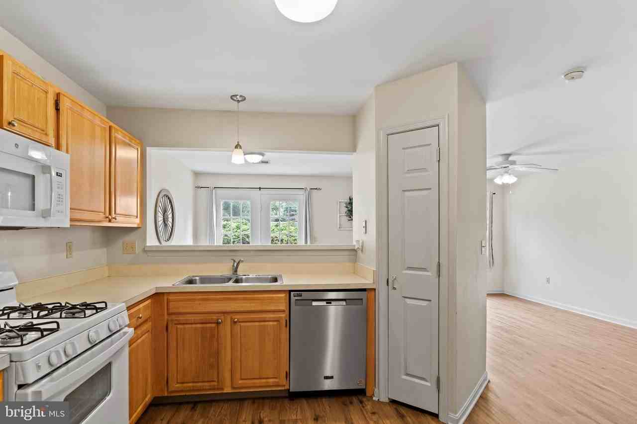 149 Cardinal Ln - Photo 4 of 28