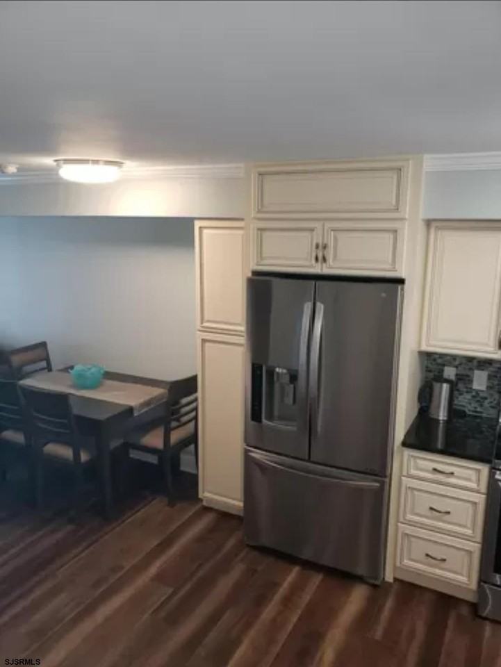 323 44th St S ##106 - Photo 5 of 30