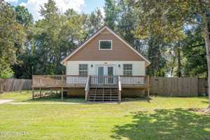 featured image of 1076R Lilinoe Way