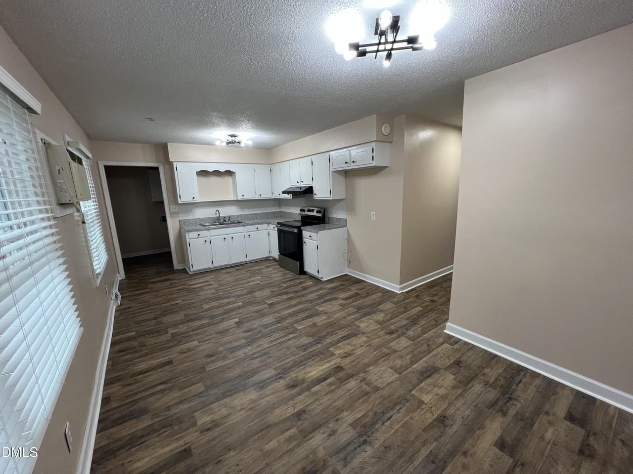 103 Beam Circle - Photo 7 of 24