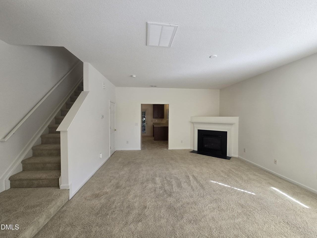 100 Ranger Pl - Photo 3 of 16