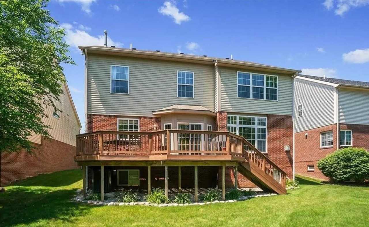 16544 Mulberry Way - Photo 2 of 50